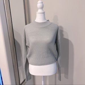 Lulu’s campfire cozy light grey cropped sweater